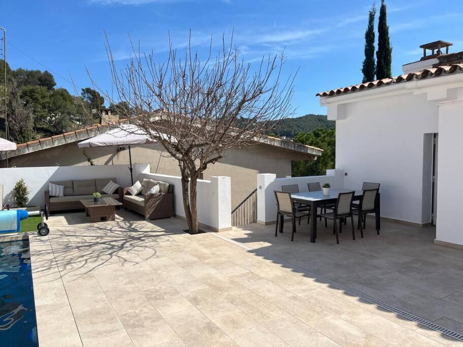 Vallirana Lux Spa 2 Barcelona מראה חיצוני תמונה