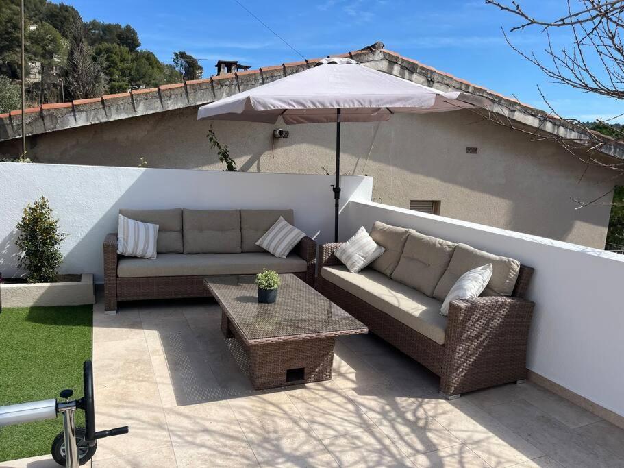 Vallirana Lux Spa 2 Barcelona מראה חיצוני תמונה